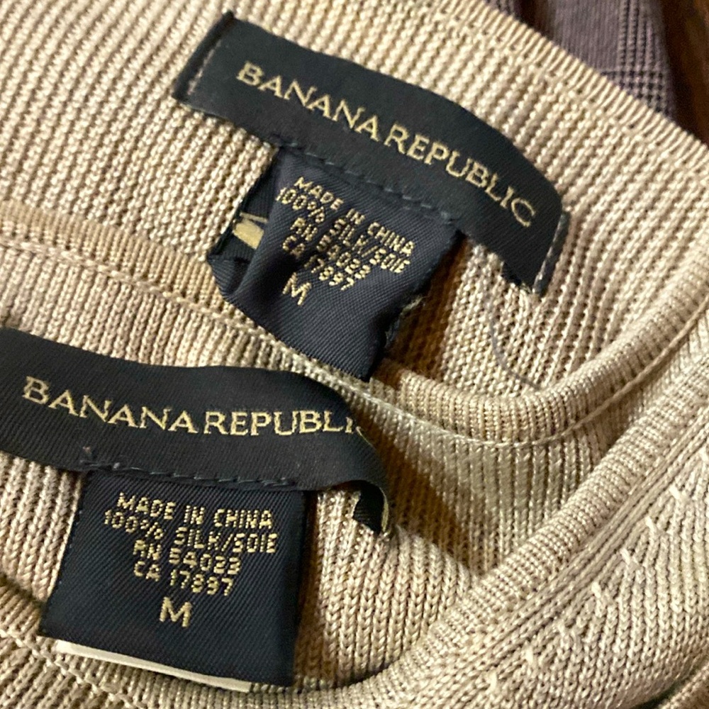 Banana Republic sleeveless scoop neck  sweater set